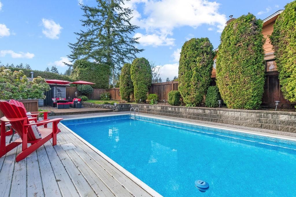 listing image 1109965125161692355