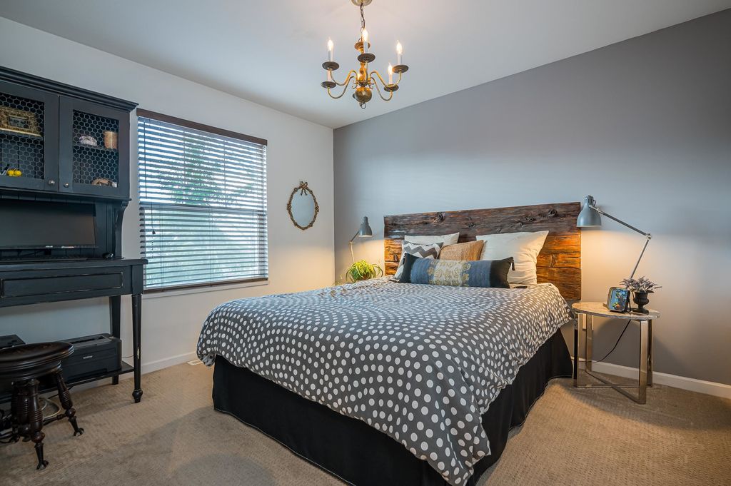 listing image 1107626212210562085