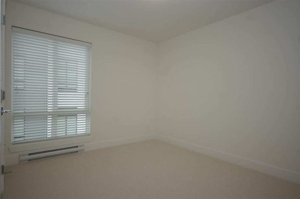 listing image 1105565400279223701