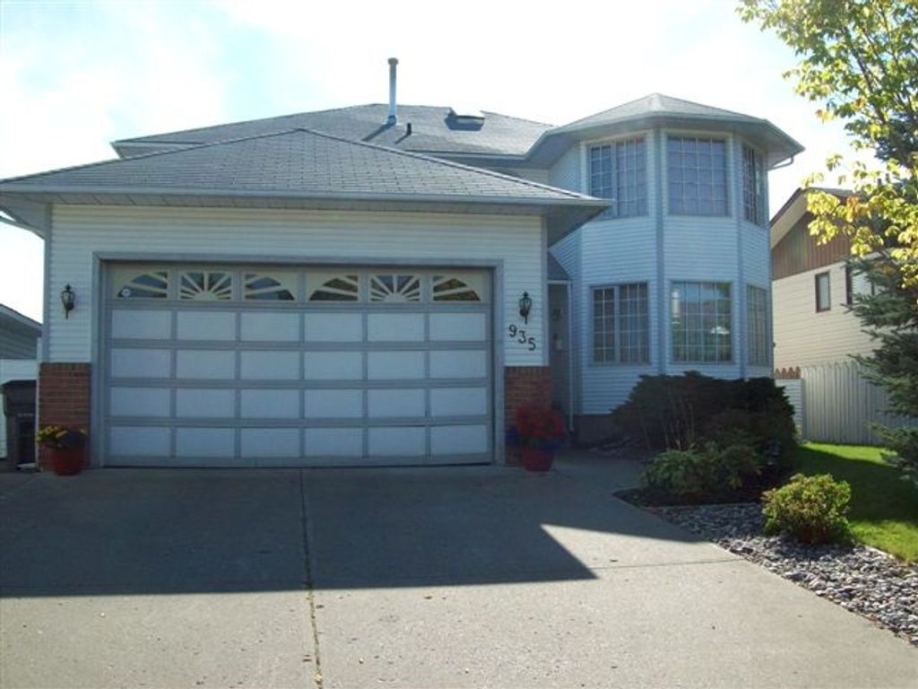 listing image 1102336187637383046