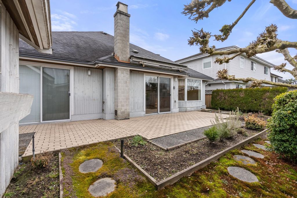 listing image 1107010623252670634