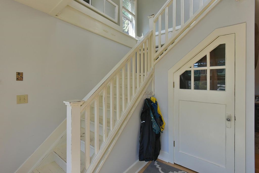 listing image 1101978717594064355