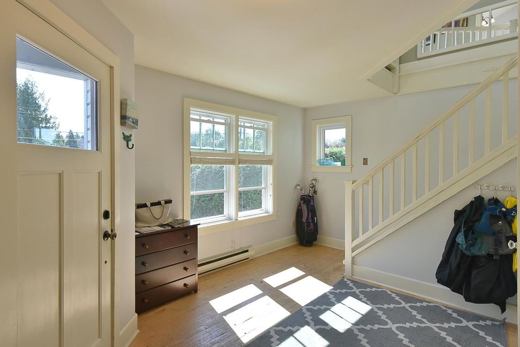 listing image 1109209102783564103