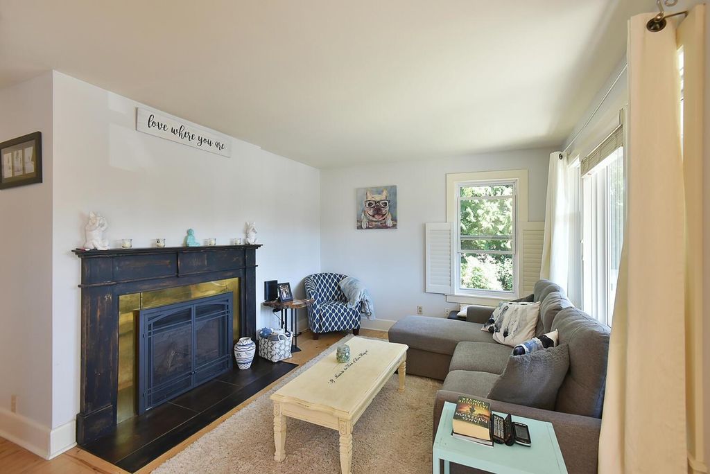 listing image 1104789202580504472