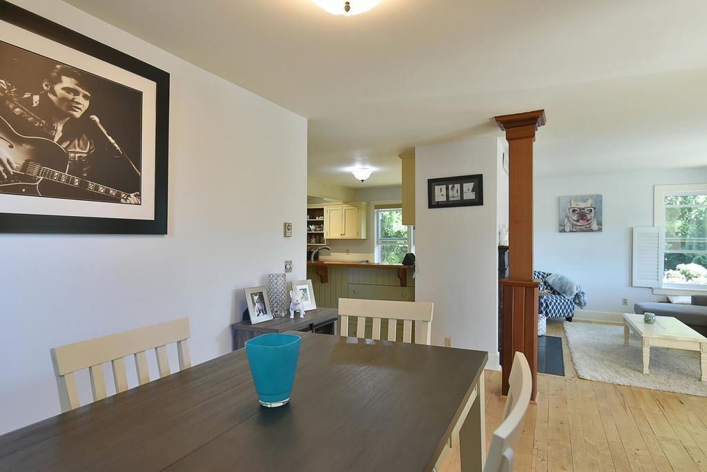 listing image 1105452202150964644