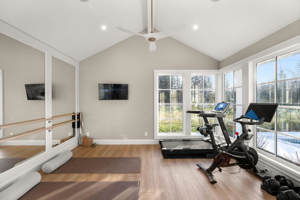 listing image 1104985956839457303