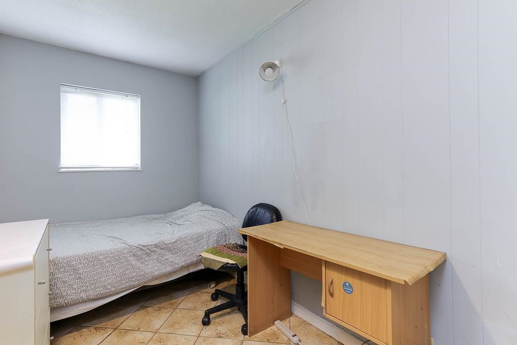 listing image 1100416257444243767