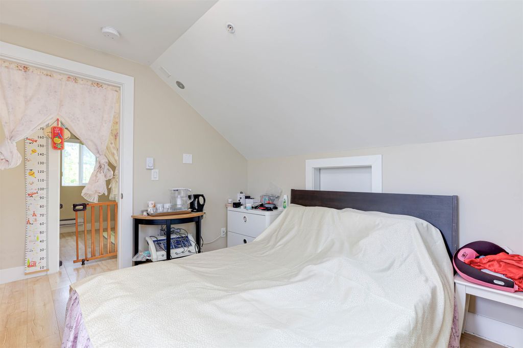 listing image 1103549936994550154