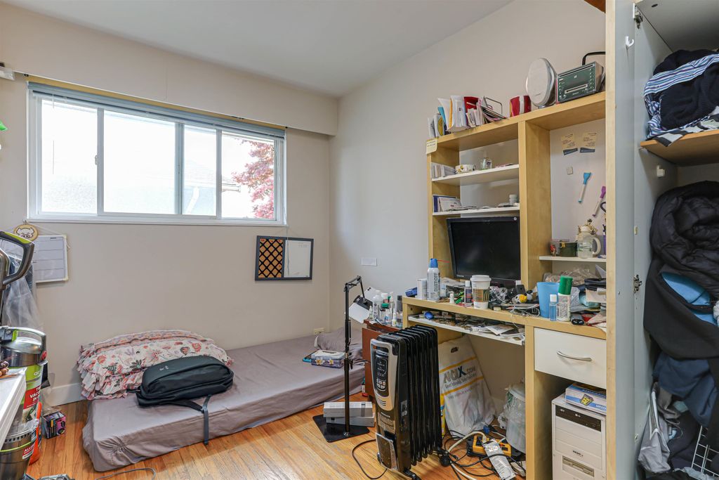 listing image 1105766586917439120