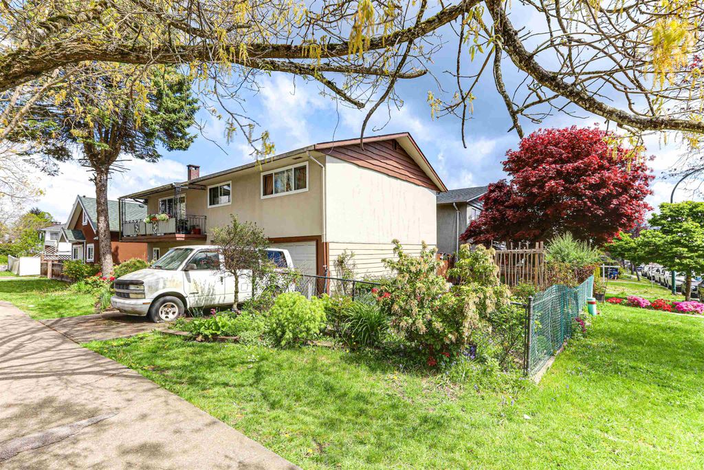 listing image 1105701919609992468