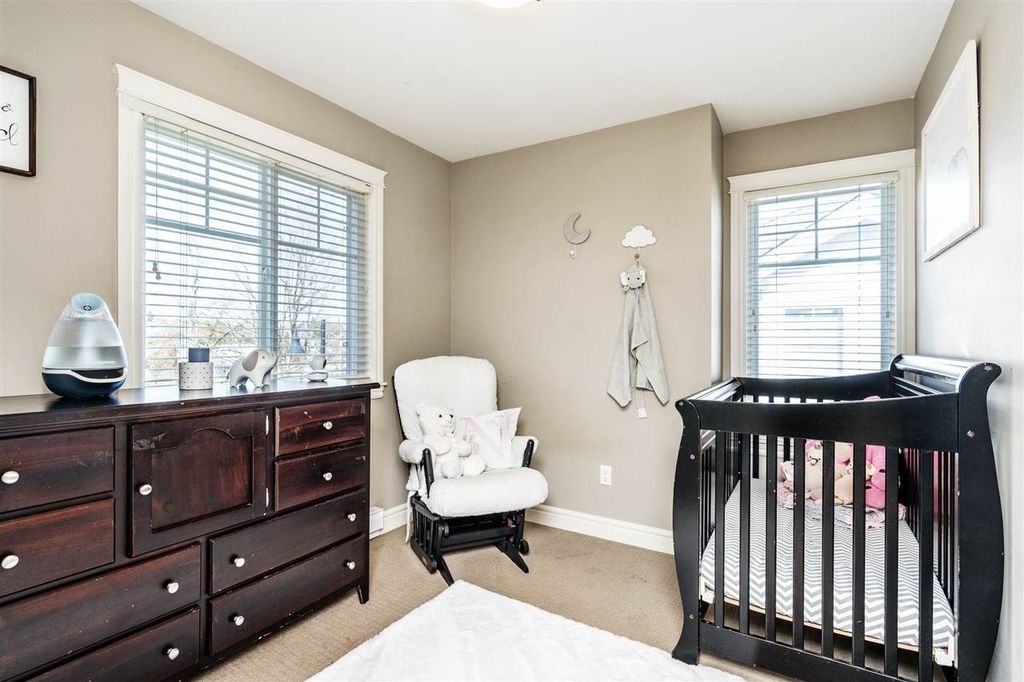 listing image 1102064565788723236
