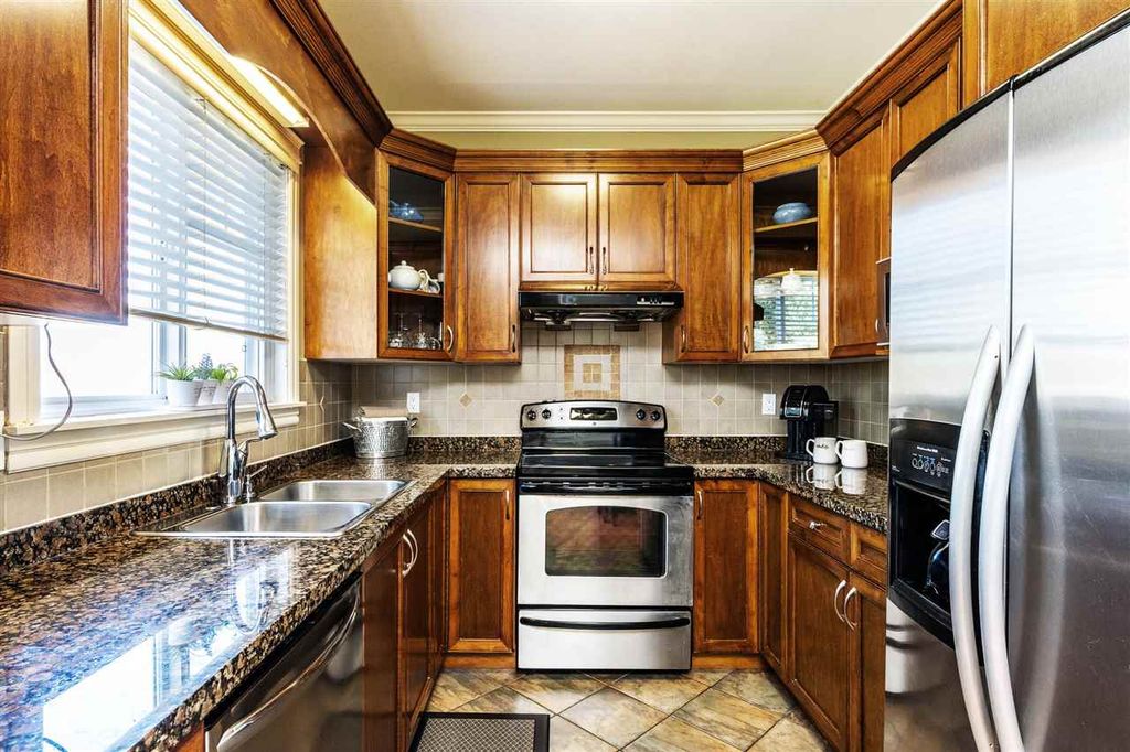 listing image 1102432196870243360