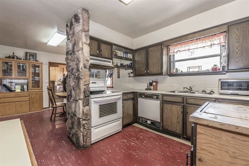 listing image 1102716873887567437