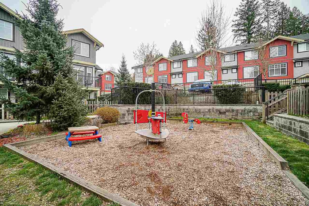 listing image 1107257051232319994