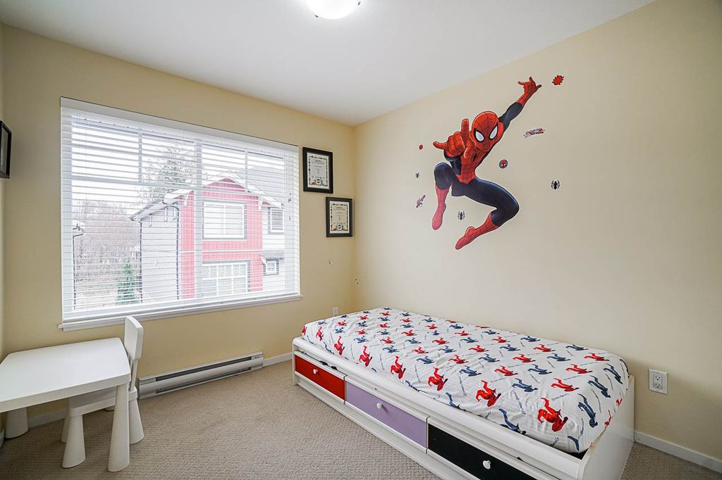 listing image 1104832391676608431