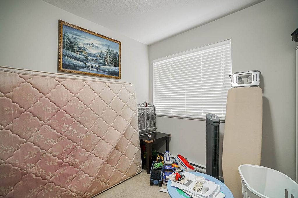 listing image 1105641559230782643