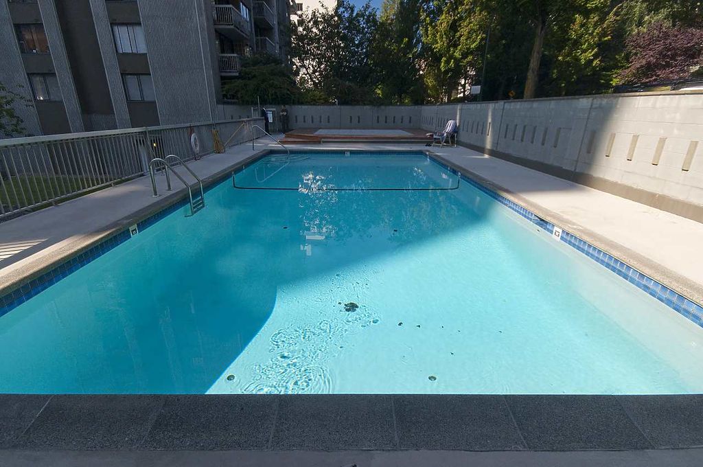 listing image 1105092228390234511