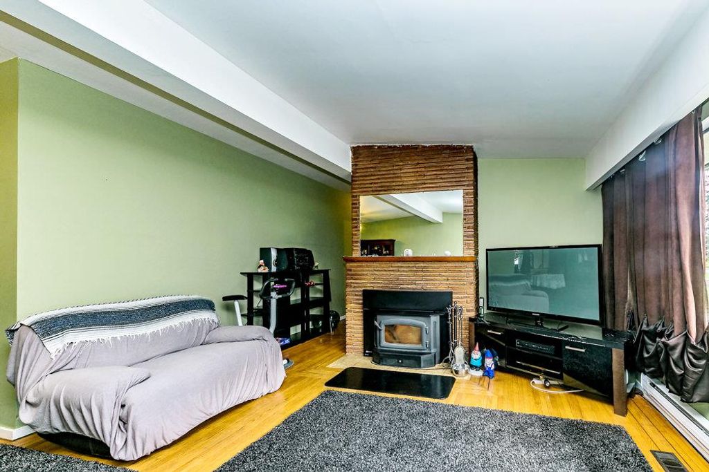 listing image 1105724926047459870