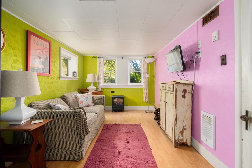 listing image 1101810172612536805