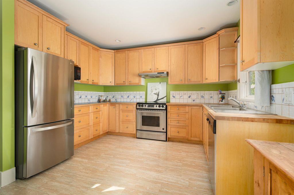 listing image 1109252024326293106