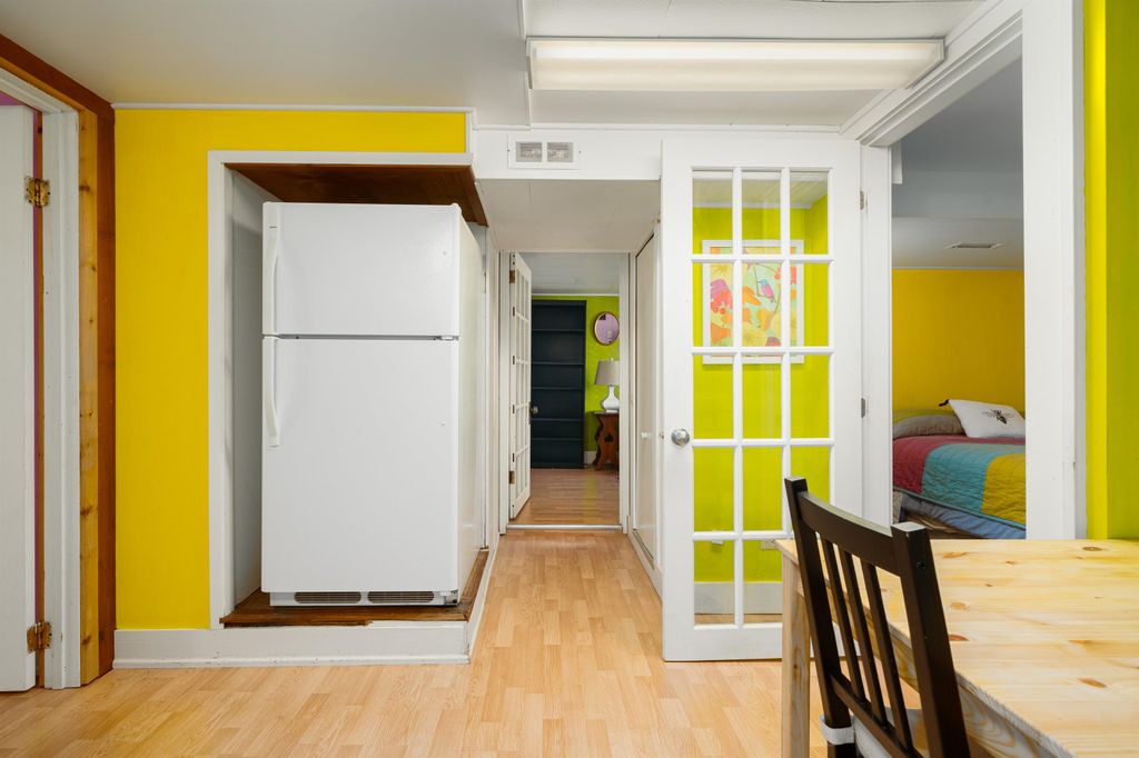 listing image 1109250898291754385