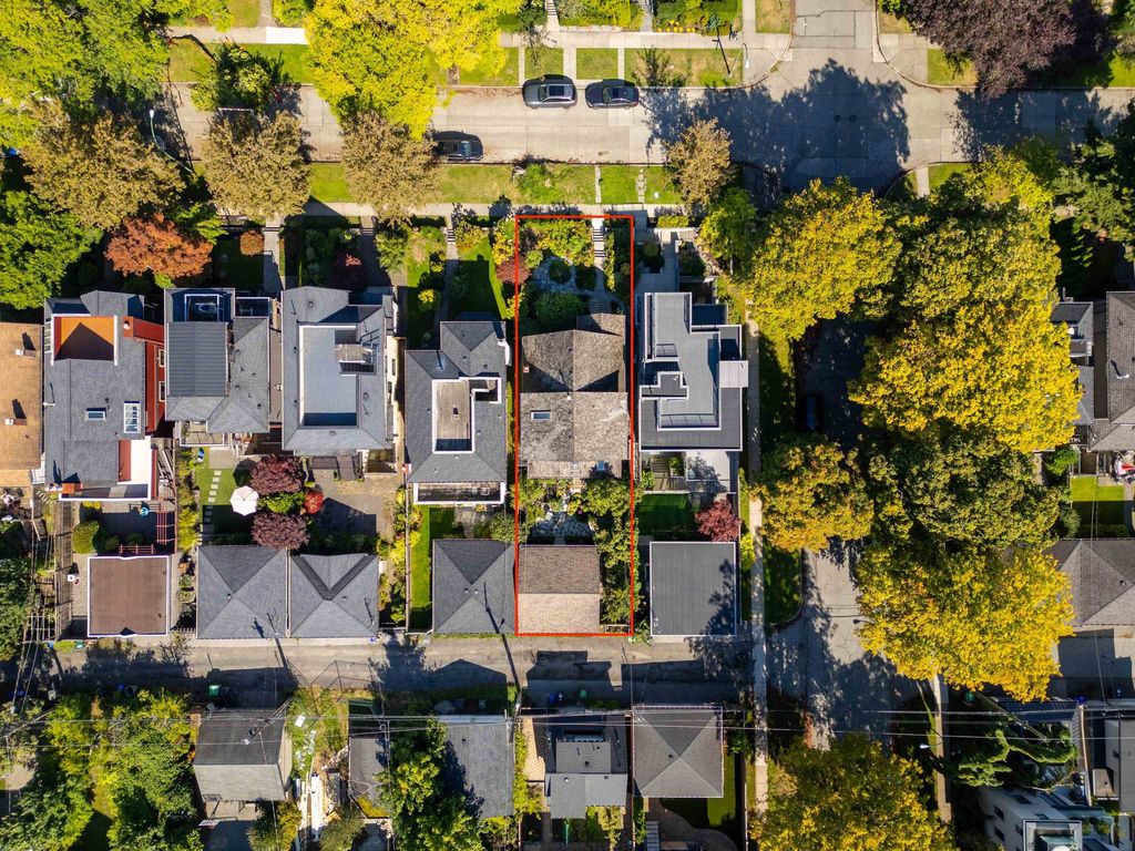 listing image 1102996436535385055