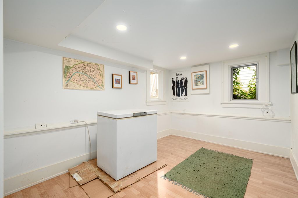 listing image 1106481125043883324