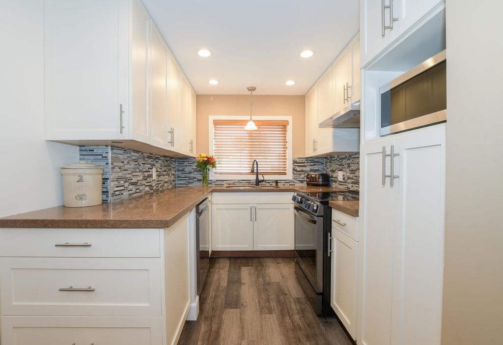 listing image 1108922723971732580