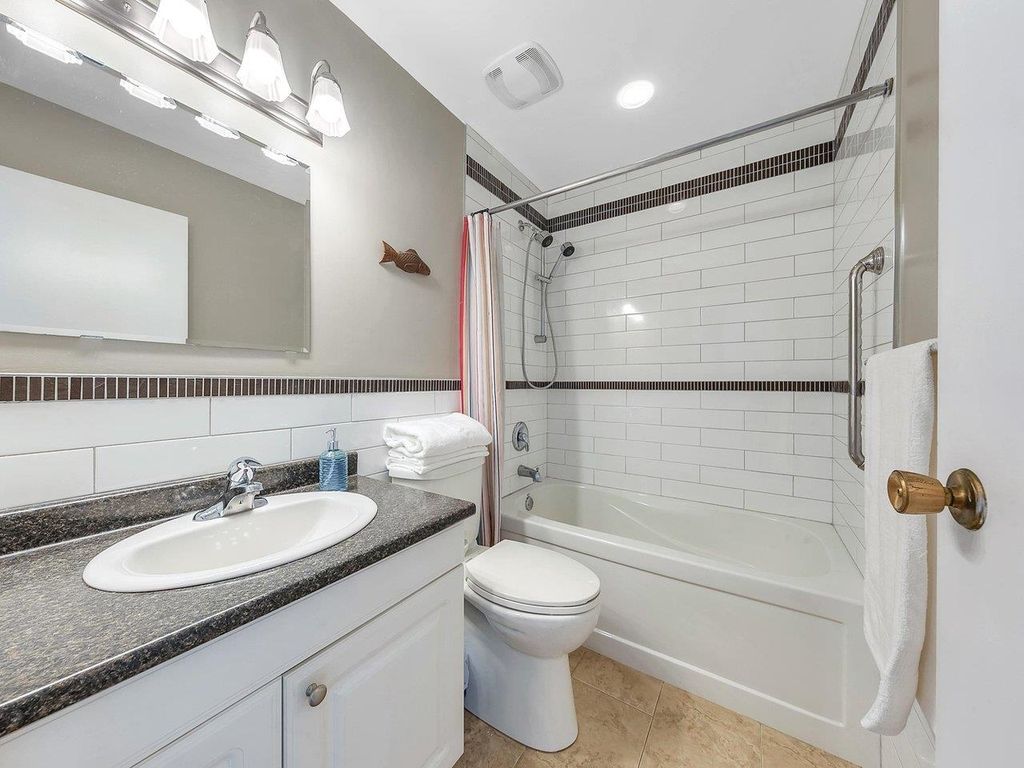 listing image 1108053059068067614