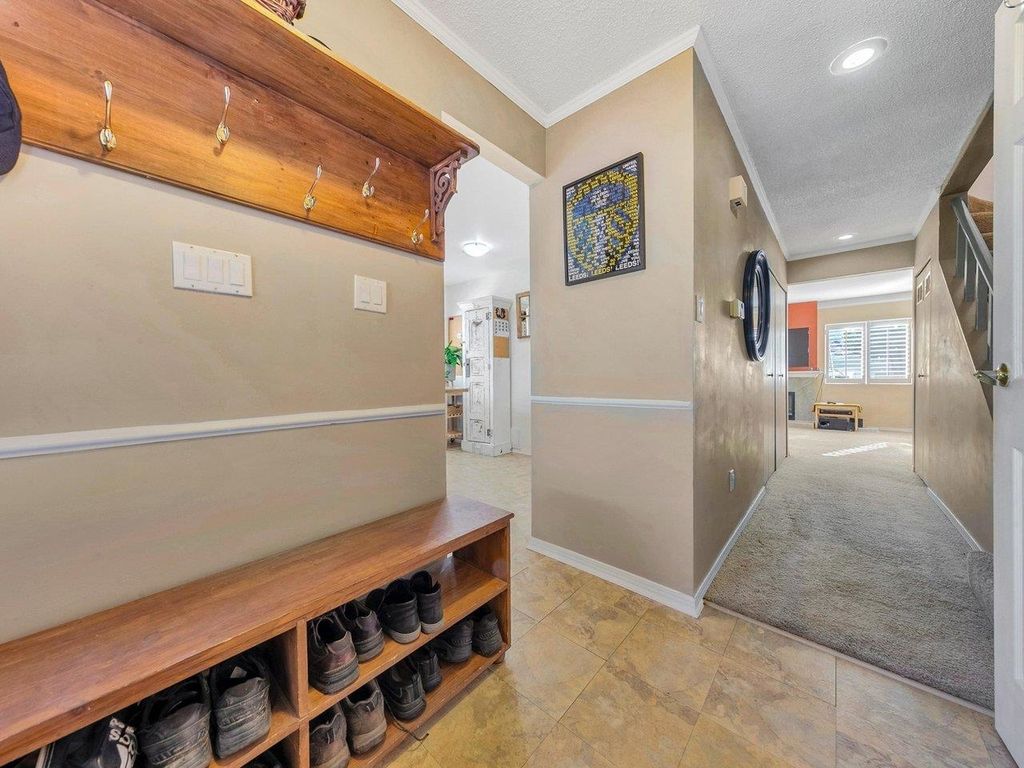 listing image 1106583960261169247
