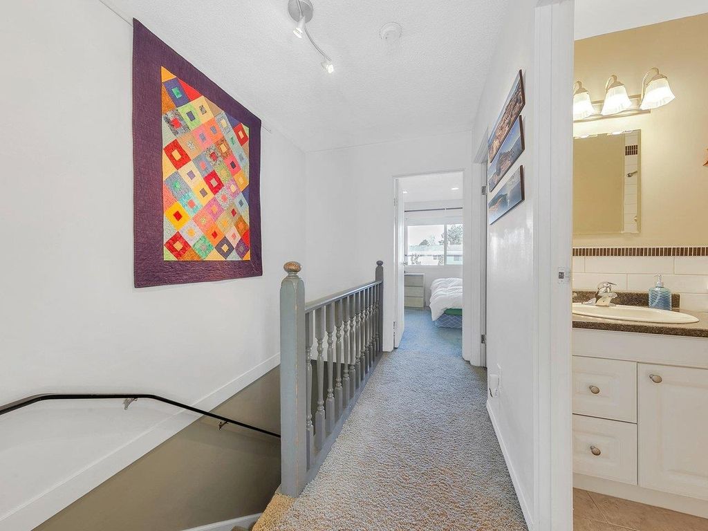 listing image 1100074694493164883