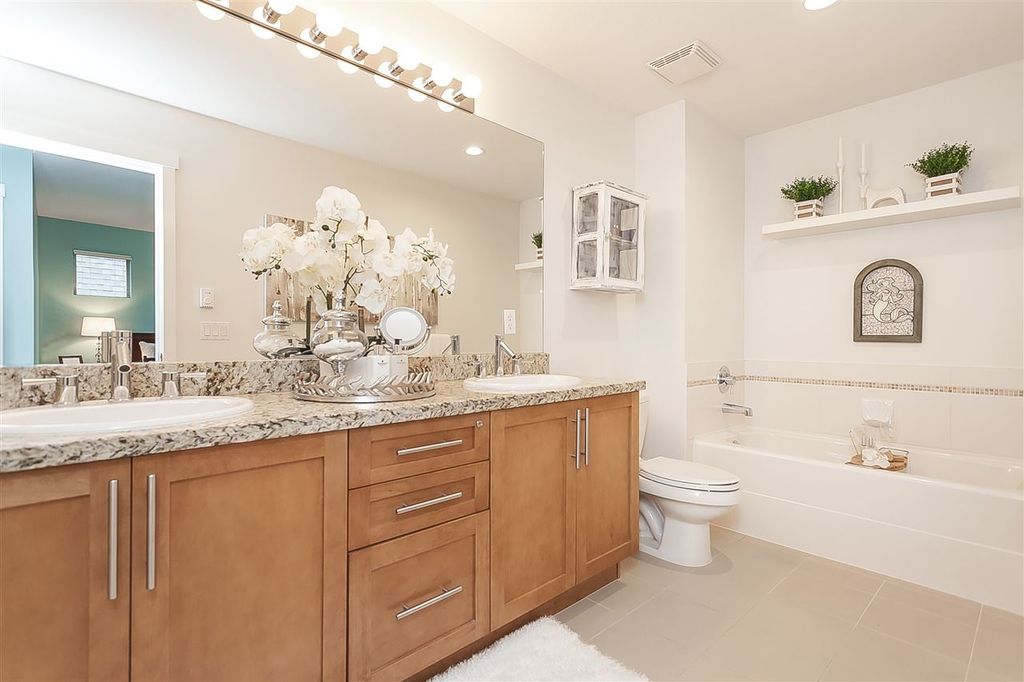 listing image 1102849369779420001