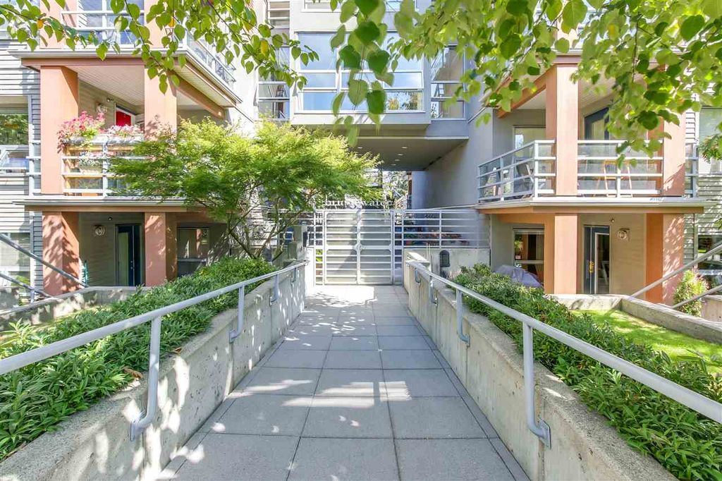 listing image 1101049398037942870