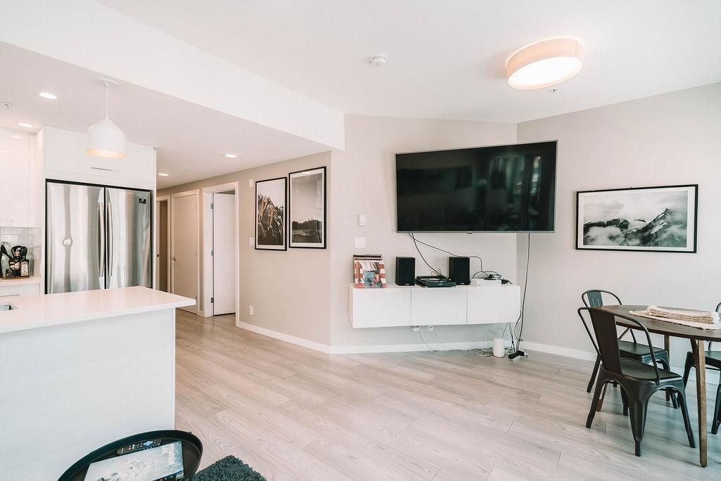 listing image 1106055532981548493
