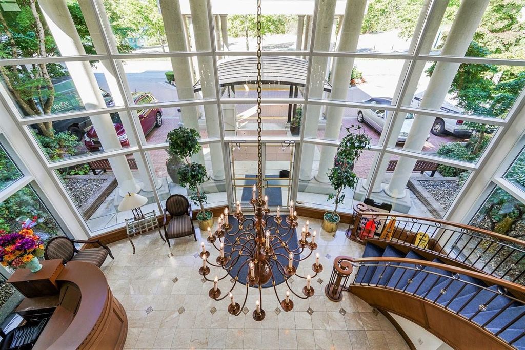 listing image 1106696248341740989