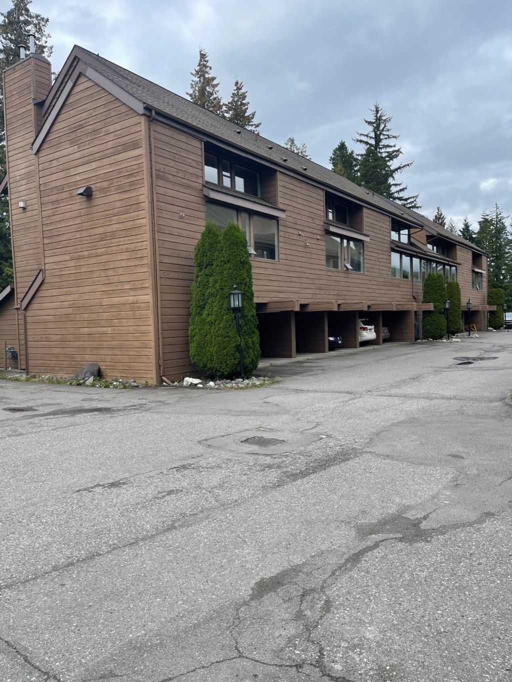 listing image 1105143306229548172