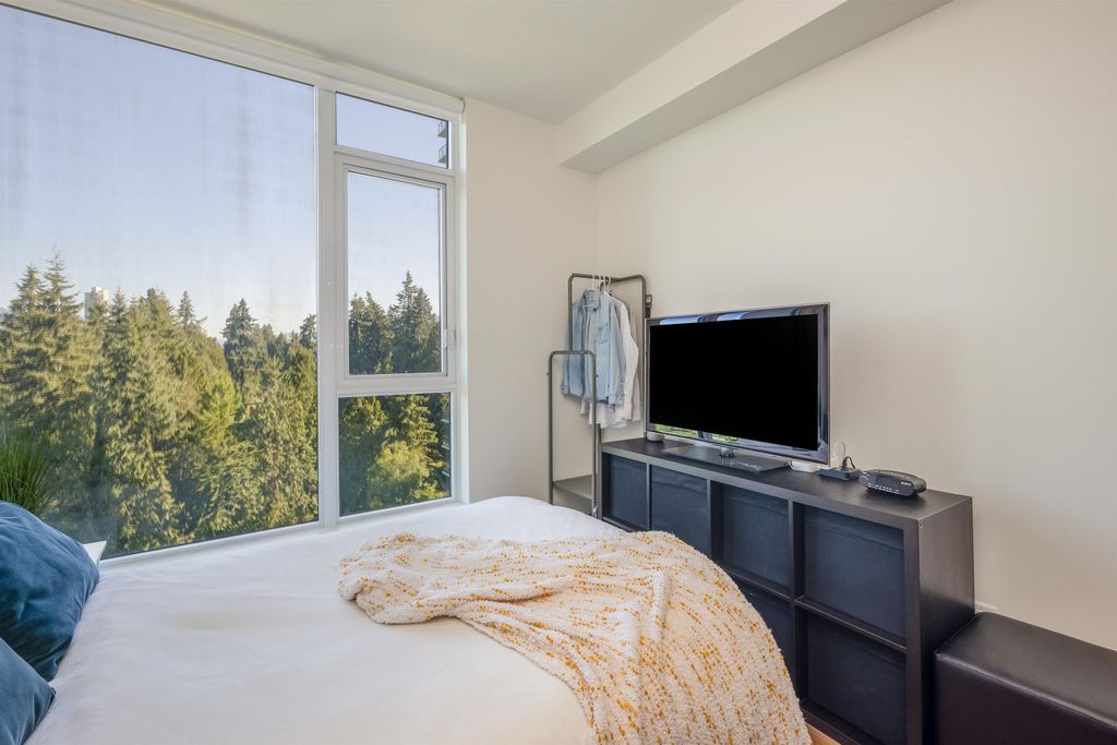 listing image 1105302587249156492