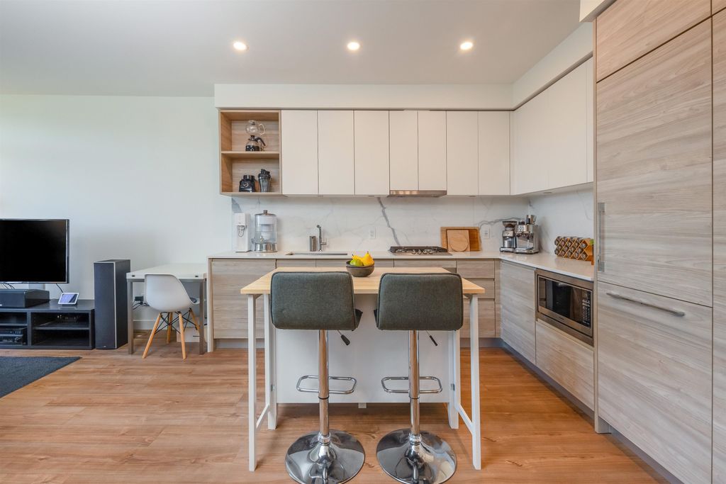 listing image 1107875703280950174