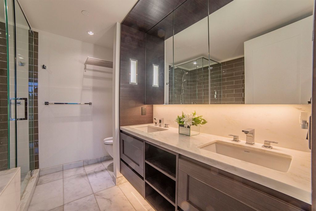 listing image 1106039865059937032