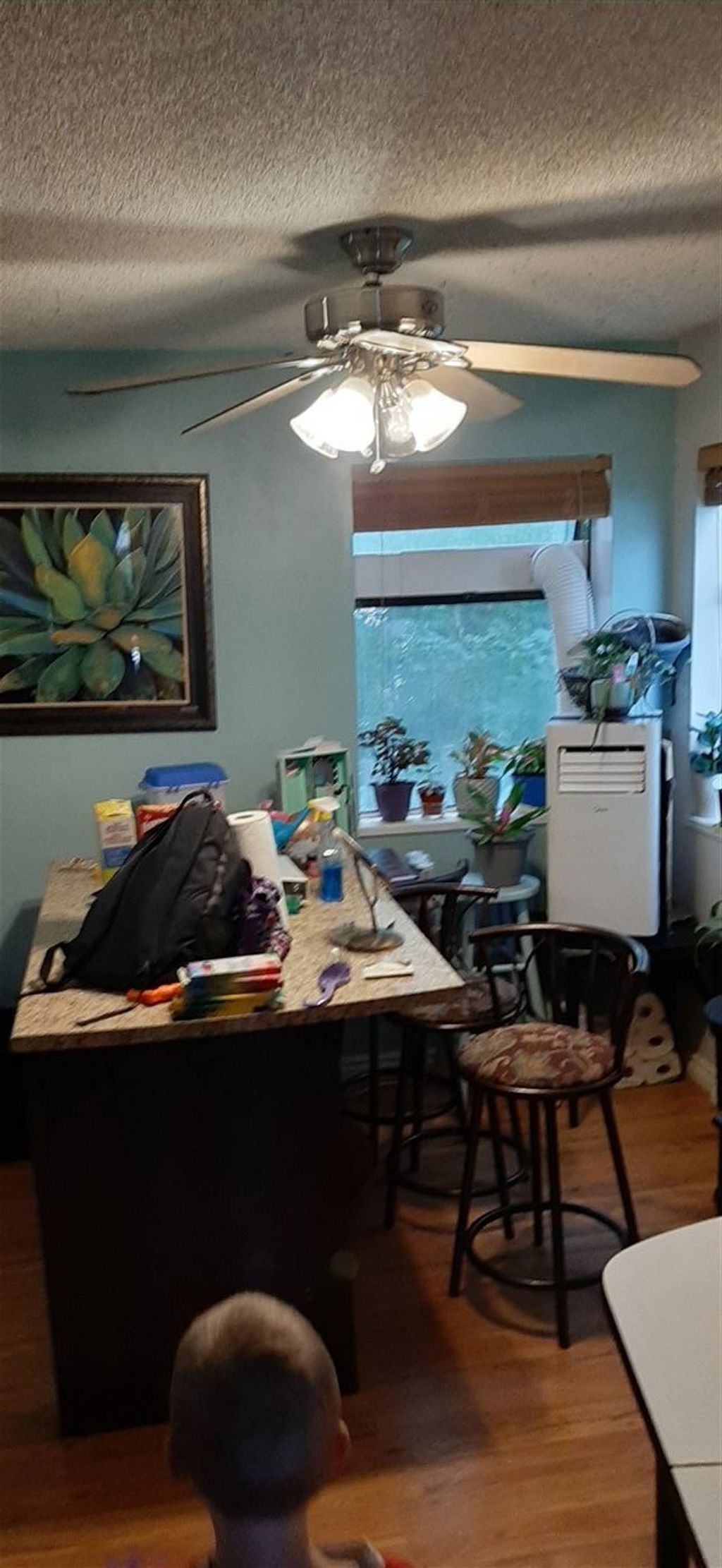 listing image 1105882996904818141
