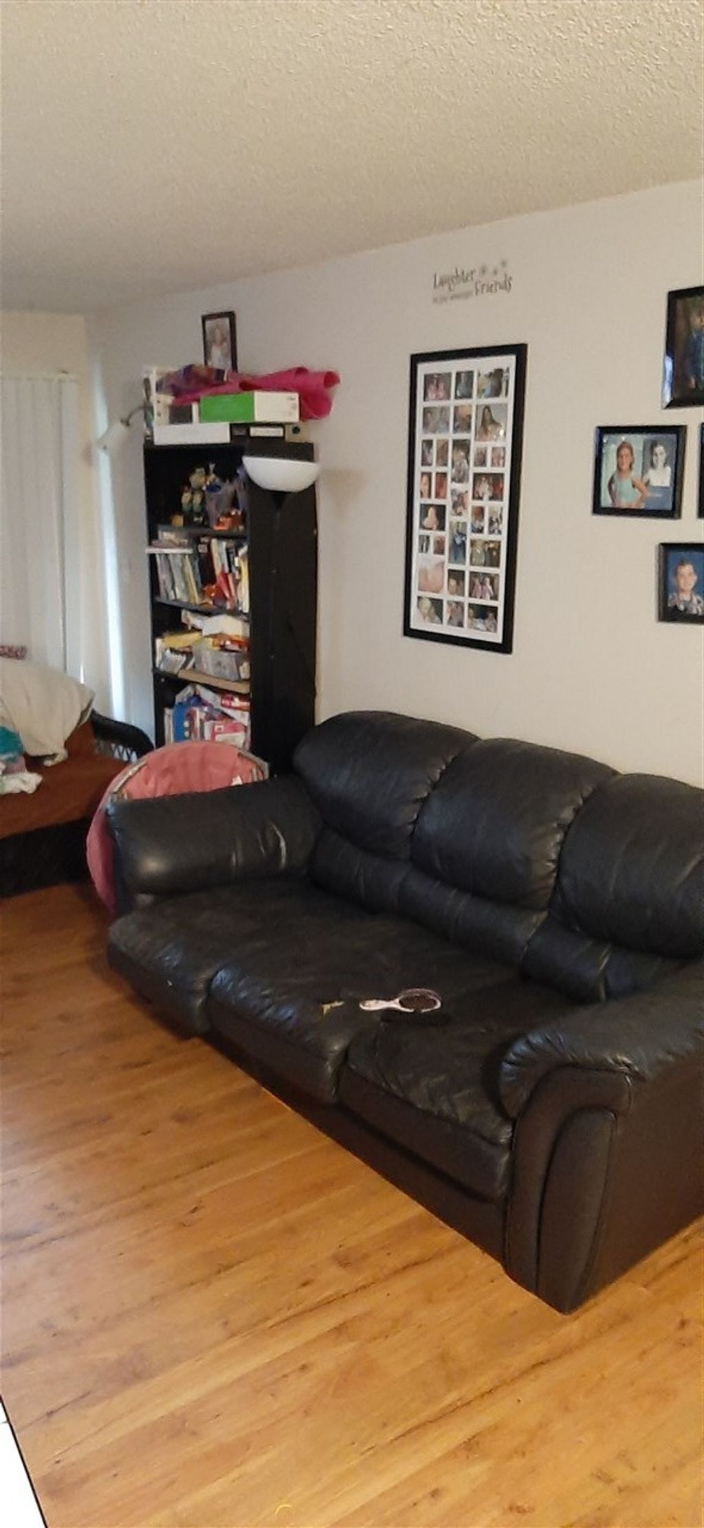 listing image 1107100090264462066