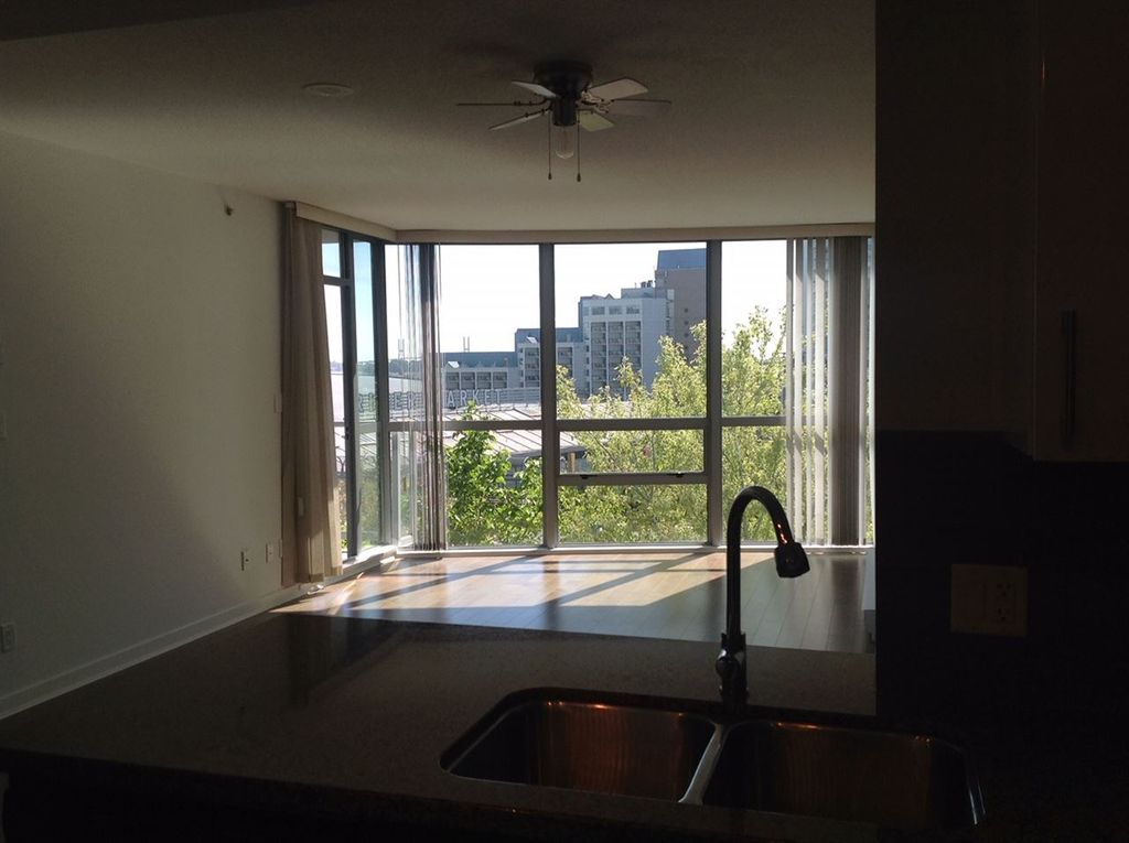 listing image 1108050085644195531