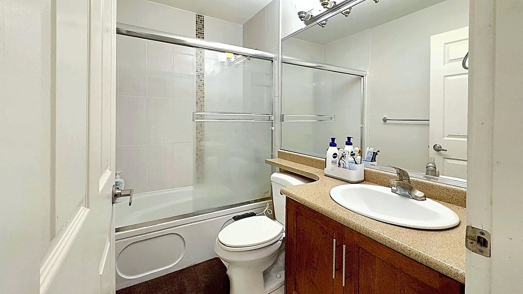 listing image 1102740434048700377