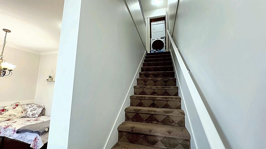listing image 1107488629672366204
