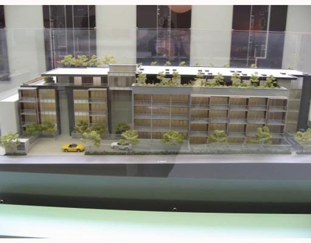 listing image 1102234640666211494