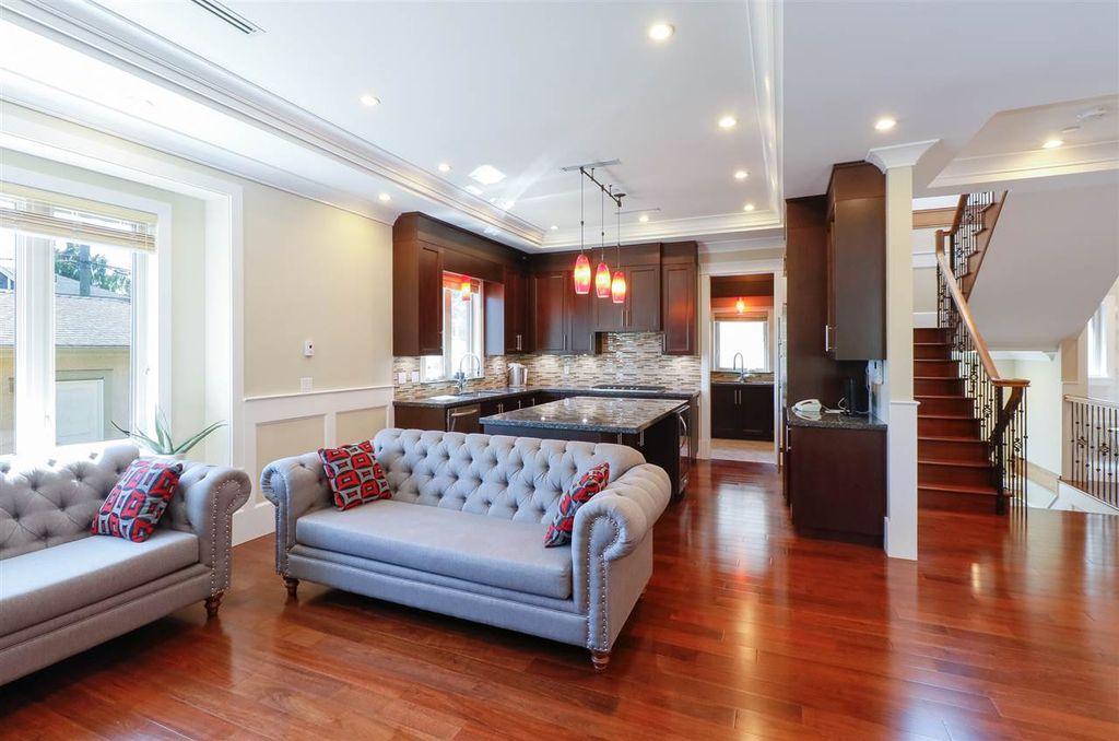 listing image 1107365918740428206