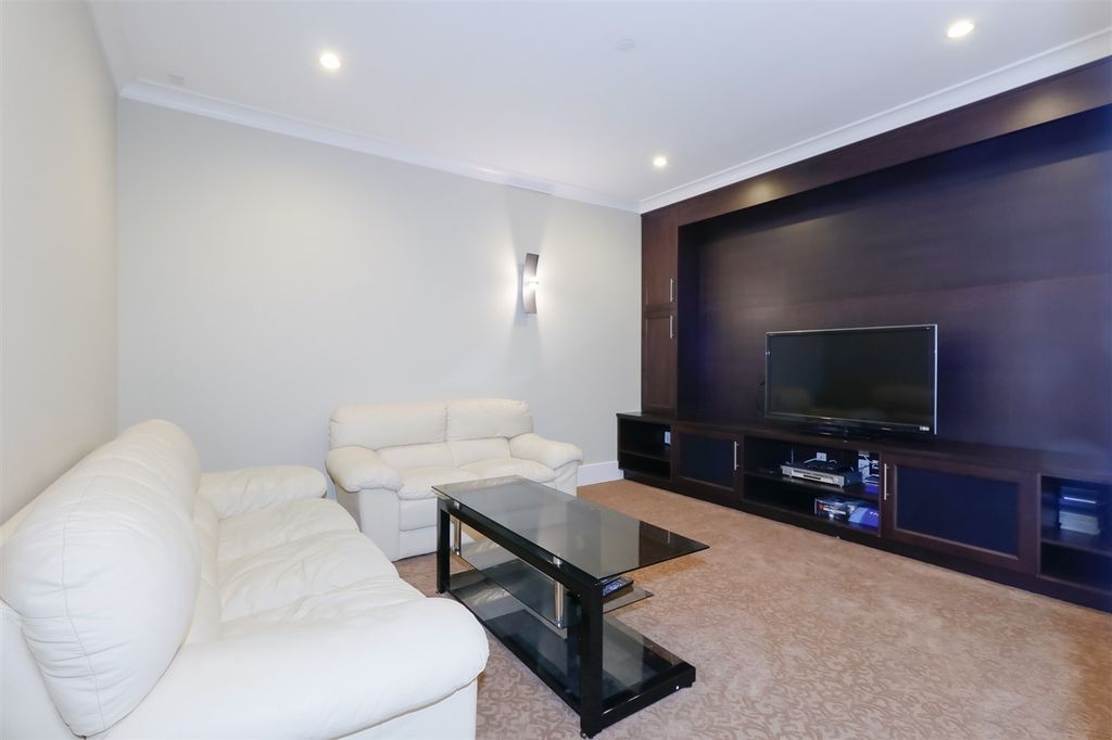listing image 1108633192737455920