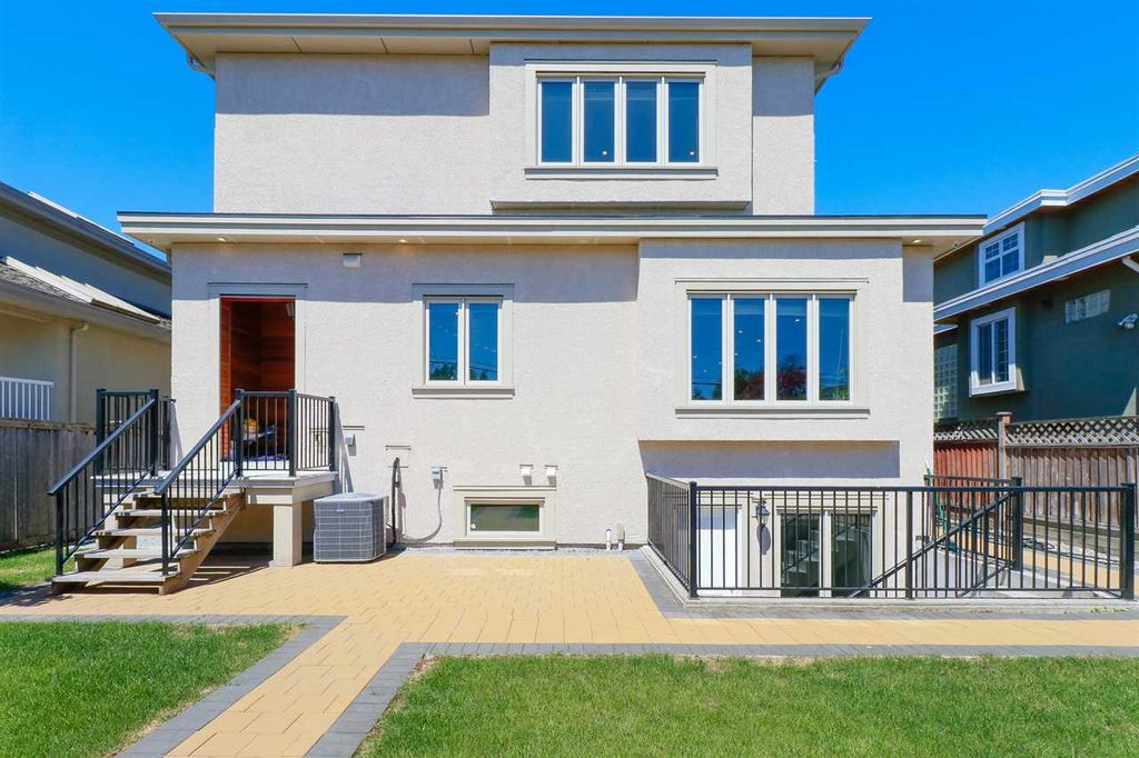 listing image 1106126269852420218