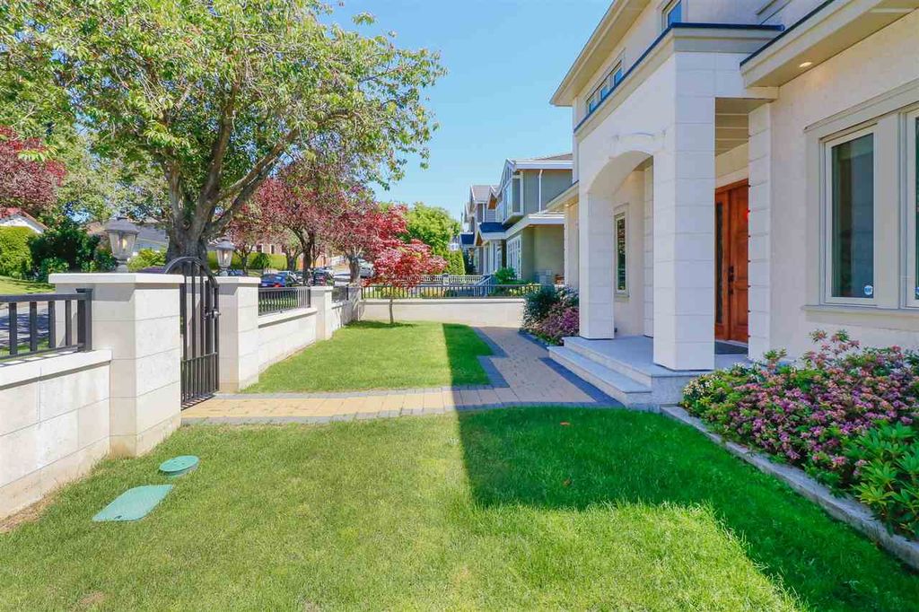 listing image 1104453887180164729