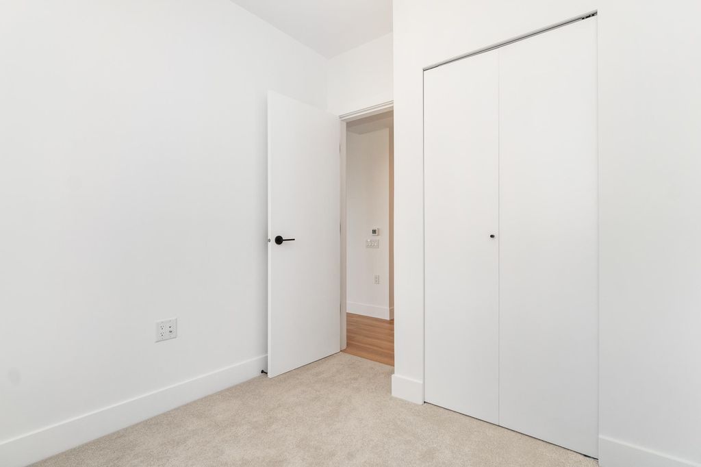 listing image 1102333879496738673